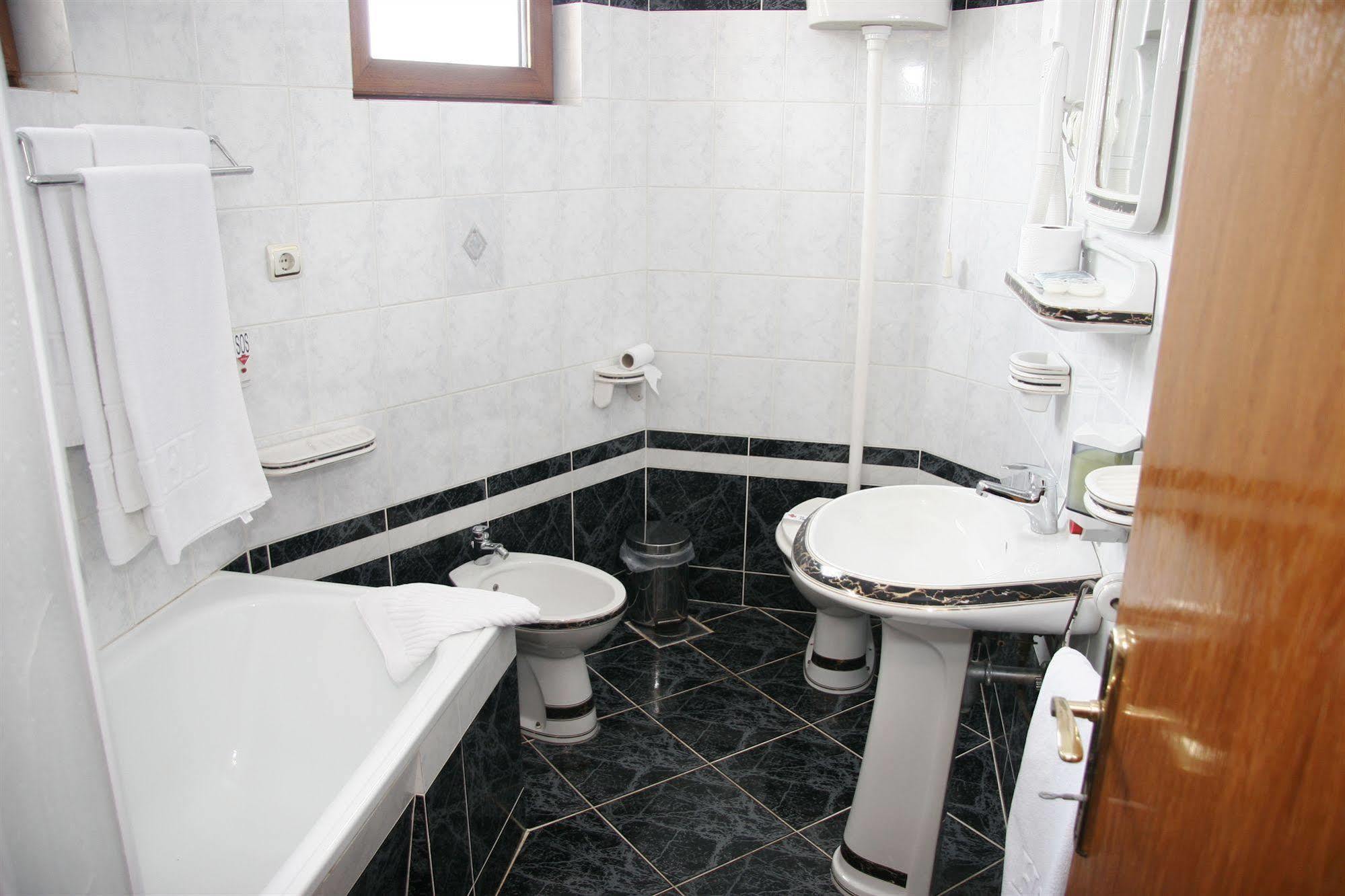 Hotel Sucevic Garni Beograd Ngoại thất bức ảnh