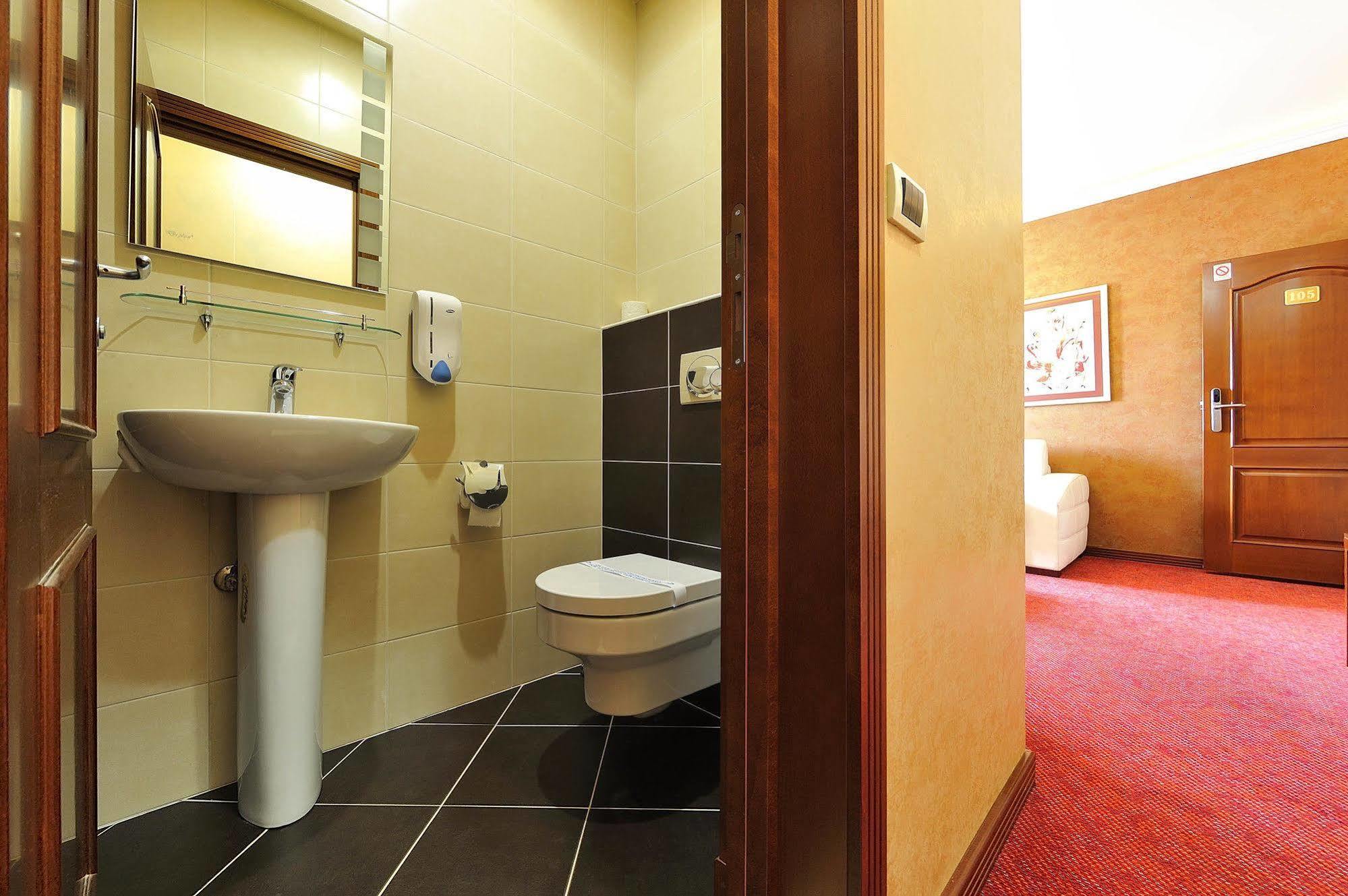 Hotel Sucevic Garni Beograd Ngoại thất bức ảnh