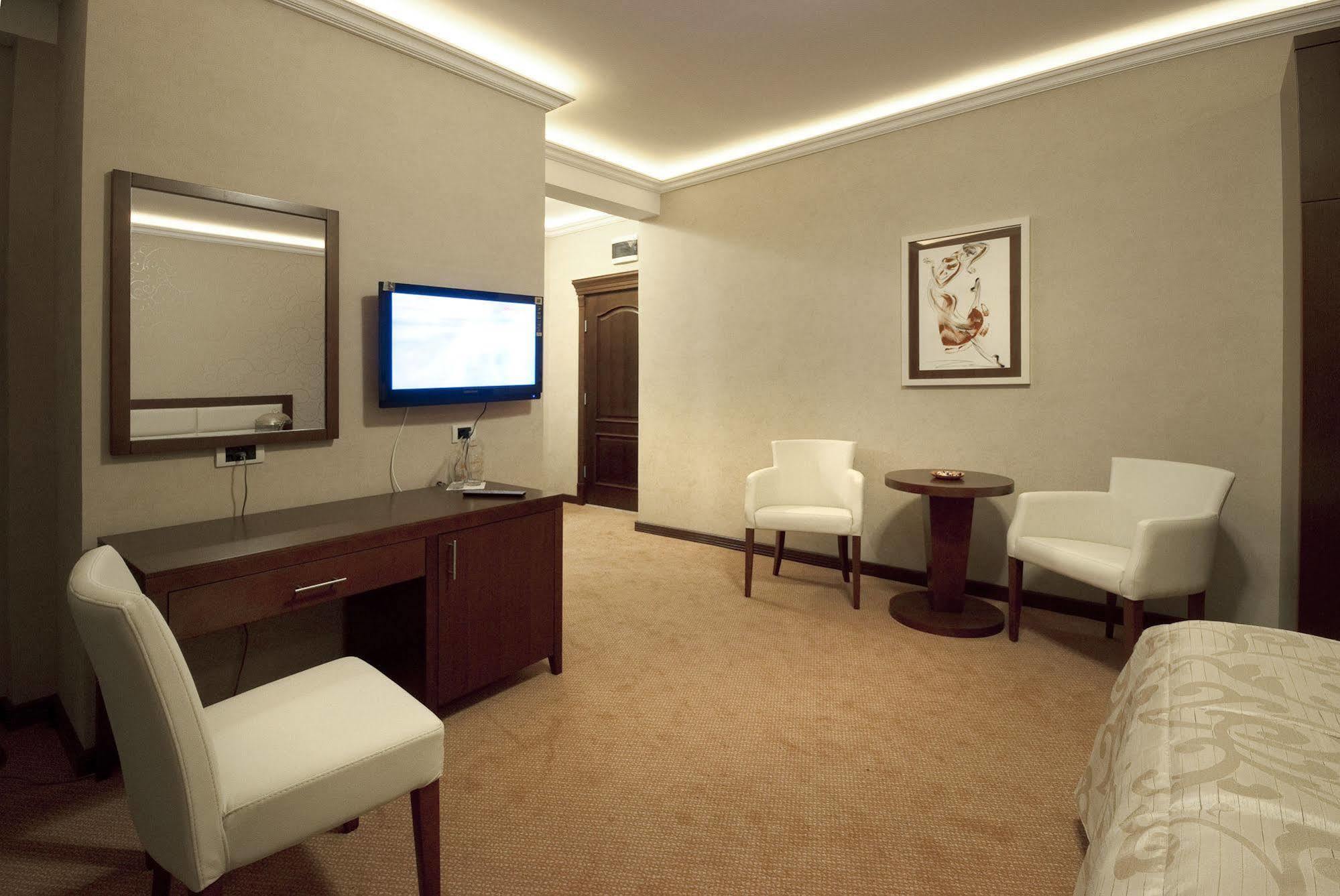 Hotel Sucevic Garni Beograd Ngoại thất bức ảnh