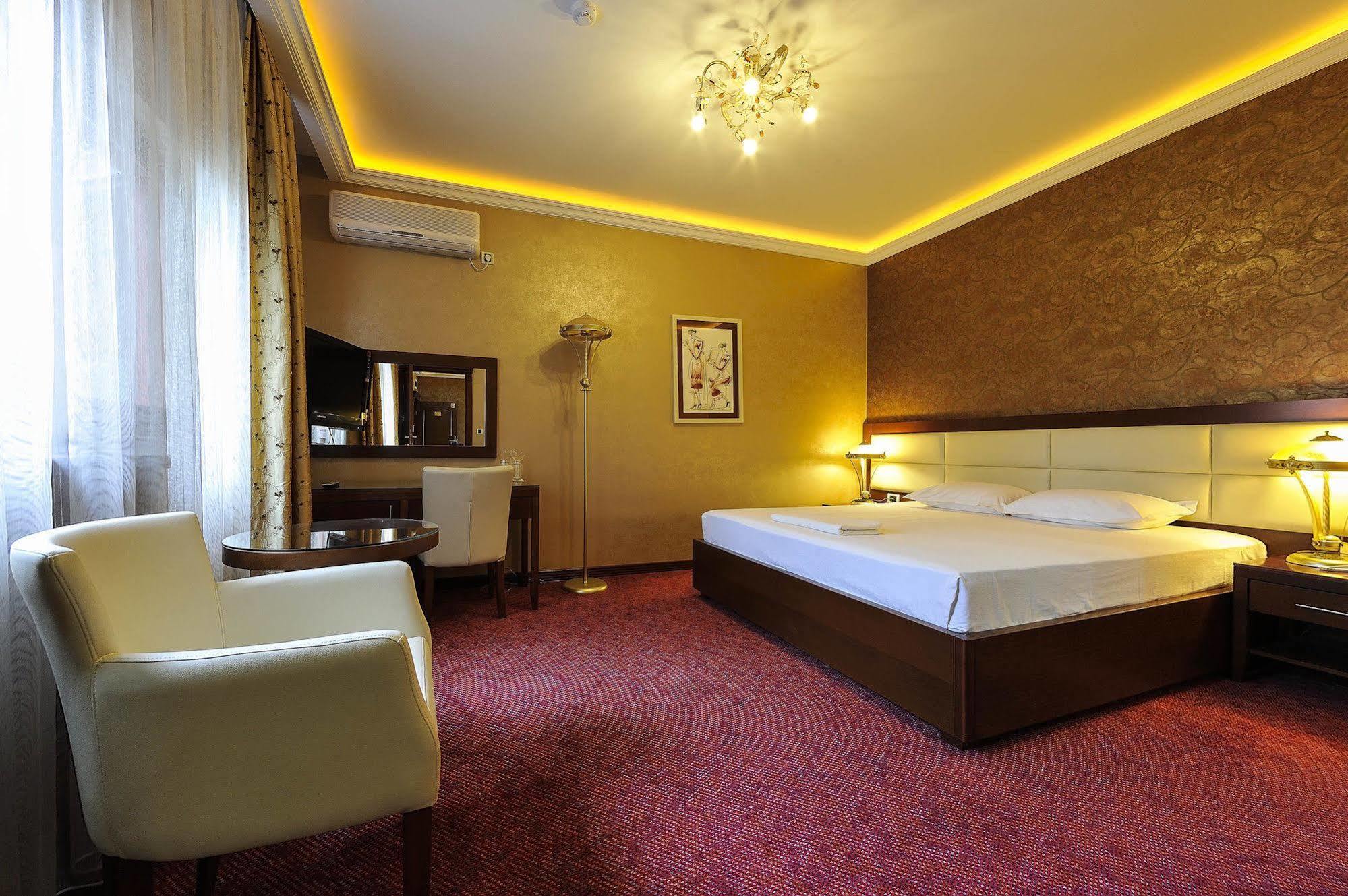 Hotel Sucevic Garni Beograd Ngoại thất bức ảnh